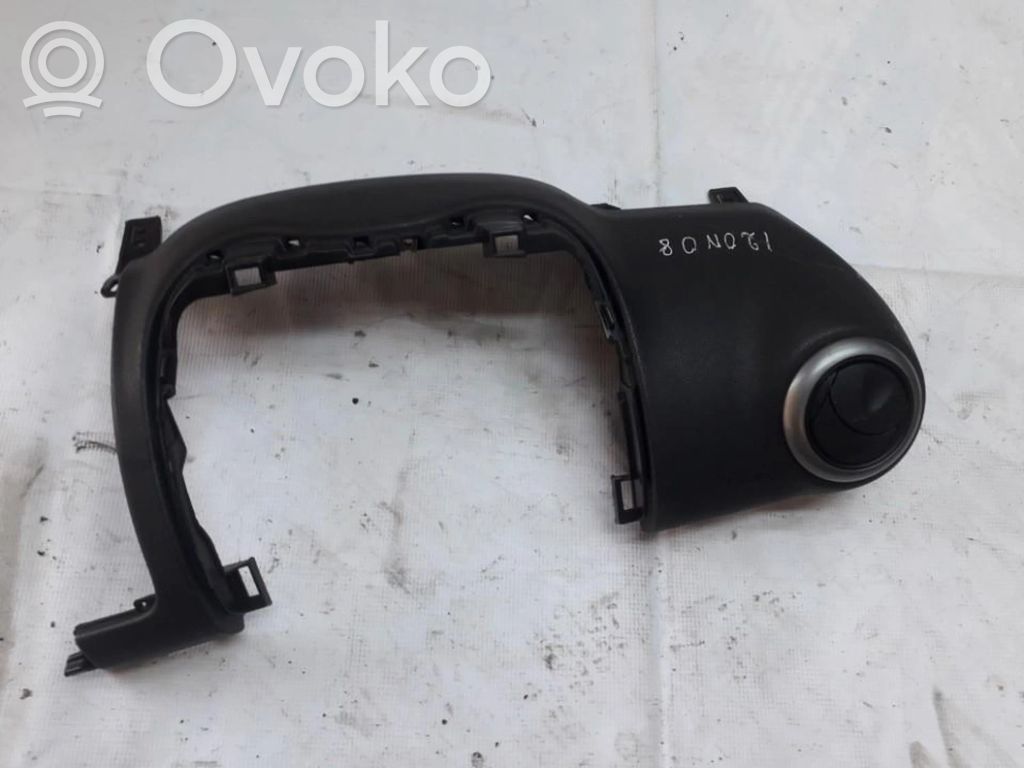 Nissan Note (E11) Alte piese de interior 