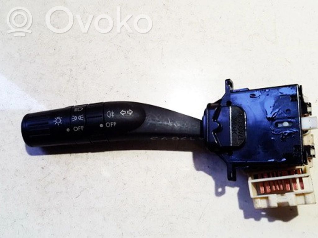 Suuntavilkun vipu   17A089D,17A089D