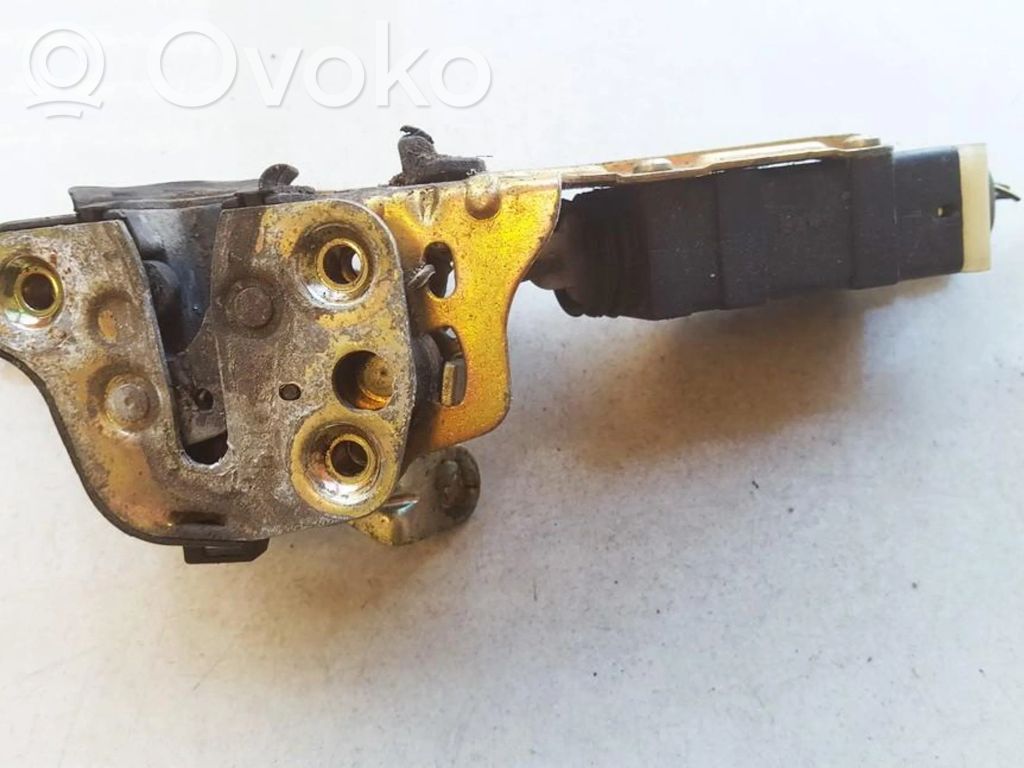 Opel Astra F Serratura portiera posteriore