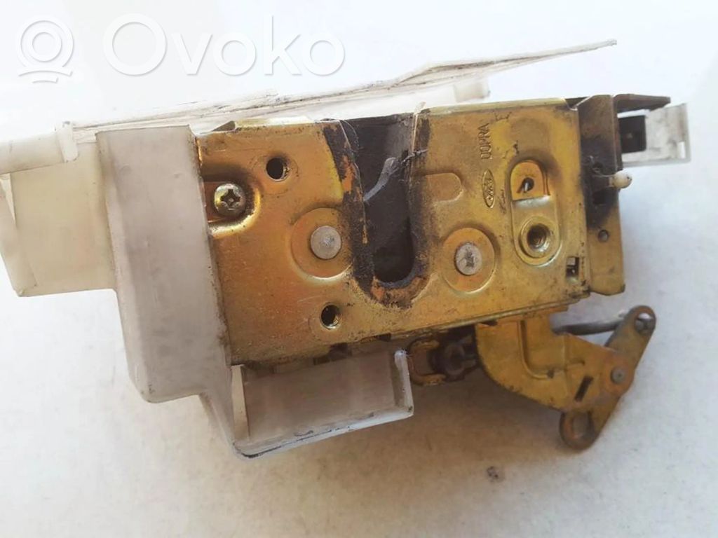 Ford Mondeo MK I Încuietoare ușă spate 