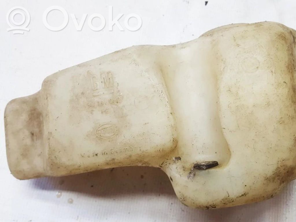 Opel Kadett E Wischwasserbehälter 