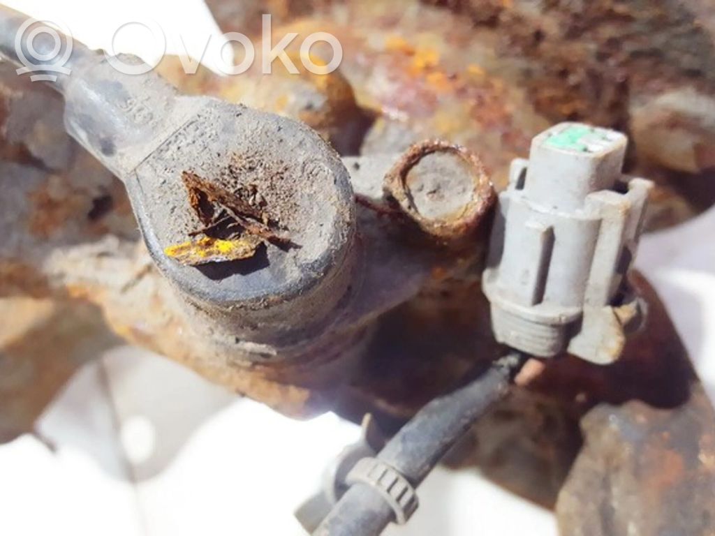 Nissan Almera N16 Czujnik prędkości obrotowej koła ABS 