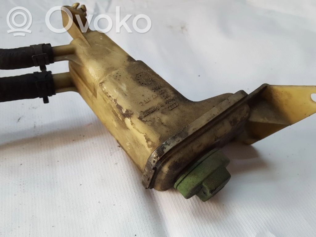 Volkswagen PASSAT B5 Serbatoio/vaschetta del liquido del servosterzo 