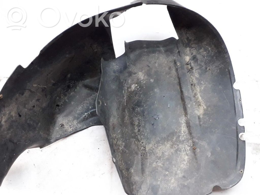 Chrysler Voyager Apărători interioare aripă roată față 