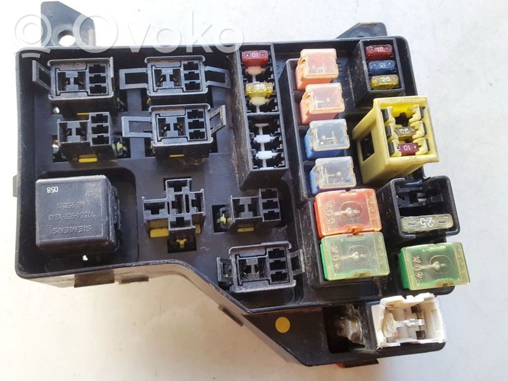 Volvo S40, V40 Set scatola dei fusibili 