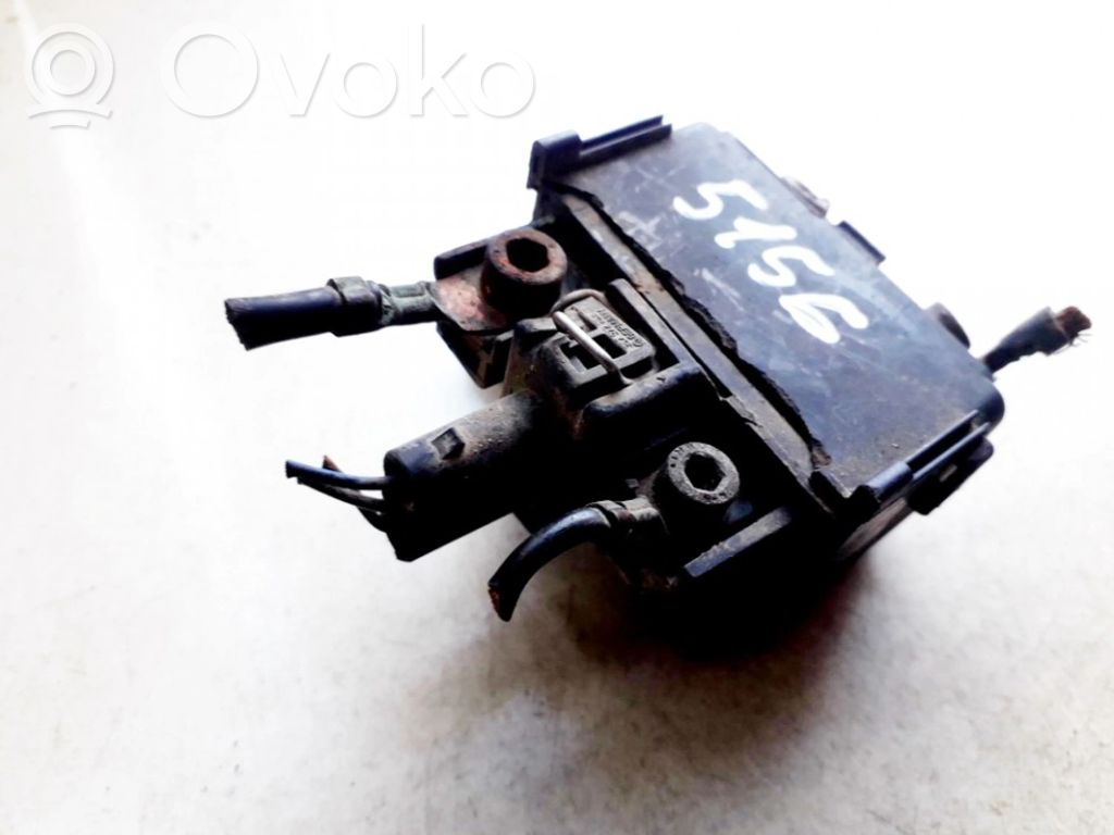Volkswagen PASSAT B4 Altri relè 
