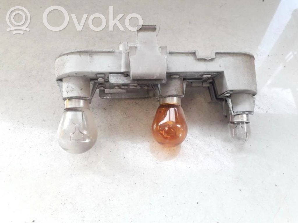 Volvo S40, V40 Suport becuri lampă spate 