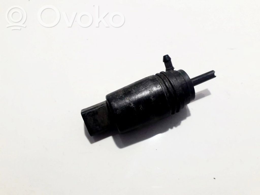 BMW 5 E39 Pompa lavavetri parabrezza/vetro frontale 