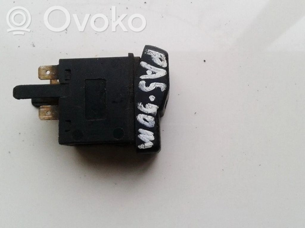 Volkswagen PASSAT B3 Interruttore fendinebbia
