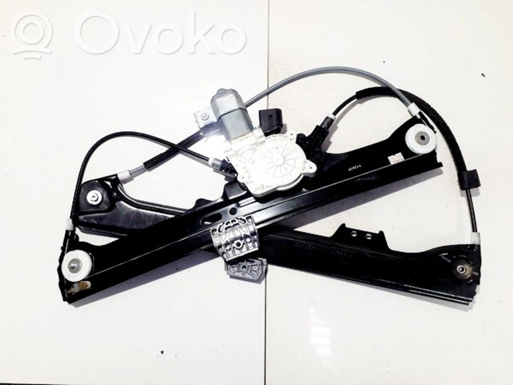 BMW 5 E60 E61 Regulador con motor de la ventanilla de la puerta corredera 