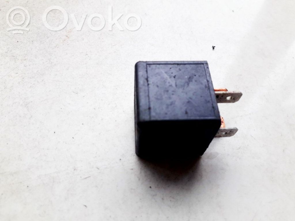 Volvo 440 Muu rele 