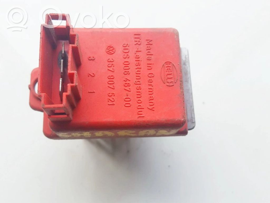 Rezystor / Opornik dmuchawy nawiewu   357907251,5DS00646700,357907251,5DS00646700