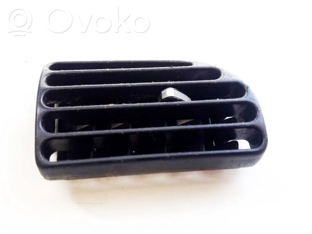 Peugeot 406 Griglia di ventilazione centrale cruscotto 