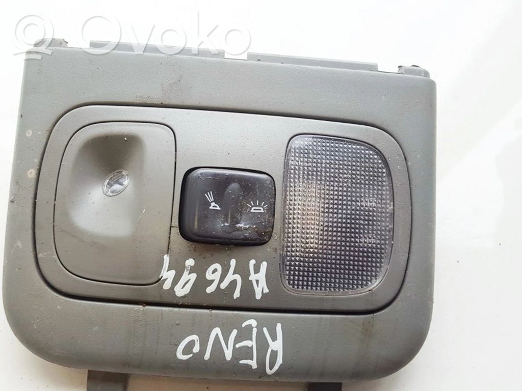 Renault Scenic I Takaistuimen valo 