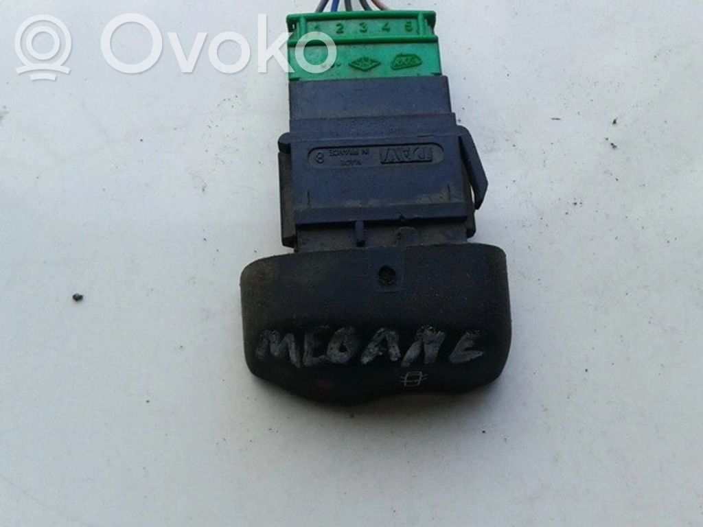Renault Megane I Otros interruptores/perillas/selectores 