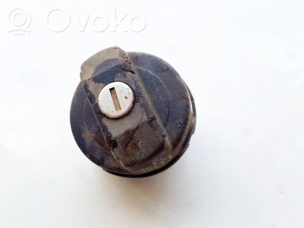 Volkswagen PASSAT B3 Sportello del serbatoio del carburante