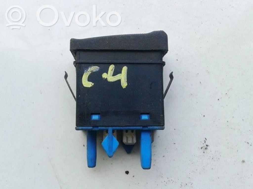 Bouton commande réglage hauteur de phares   4A0941301,4A0941301