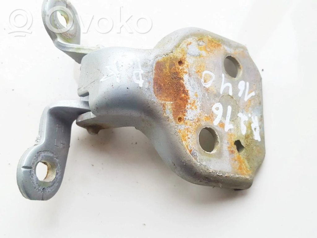 Rover 214 - 216 - 220 Charnière inférieure de porte arrière