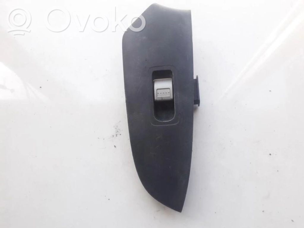 Honda CR-V Electric window control switch 