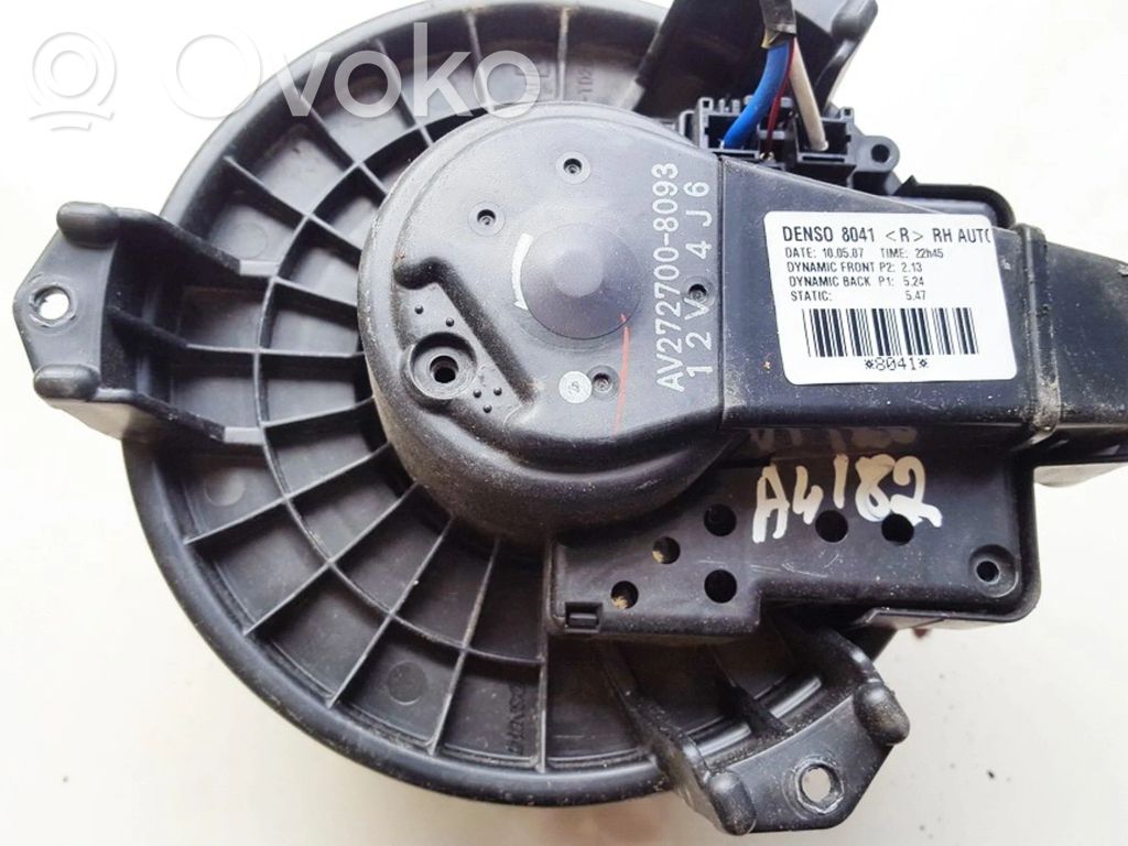 Toyota Auris 150 Lämmittimen puhallin 