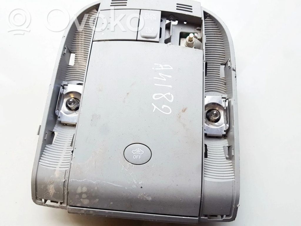 Toyota Auris 150 Etuistuimen valo 