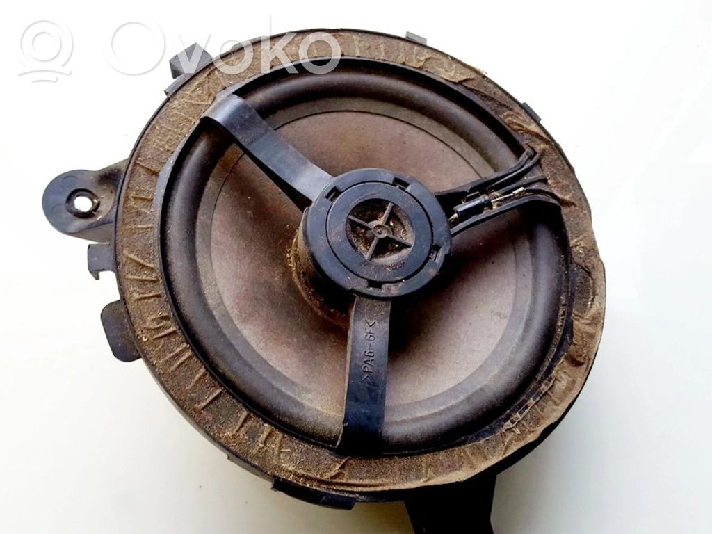 Volvo S40, V40 Altoparlante portiera anteriore 