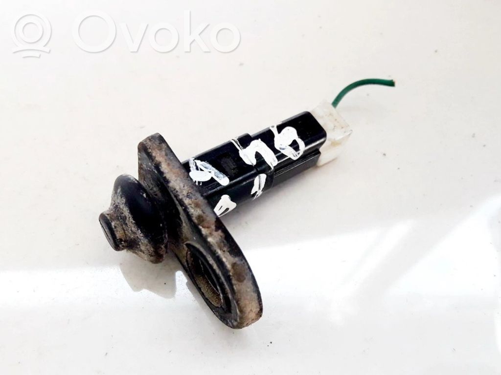 Sensor de la puerta delantera