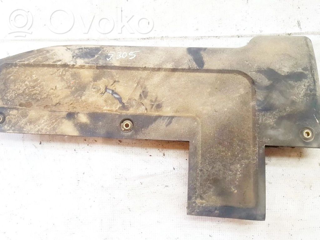 Couvercle cache moteur   90573513,90573514,90573513,90573514