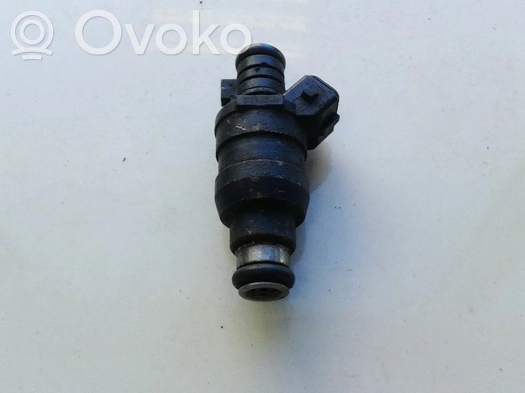Peugeot 406 Inyector de combustible 