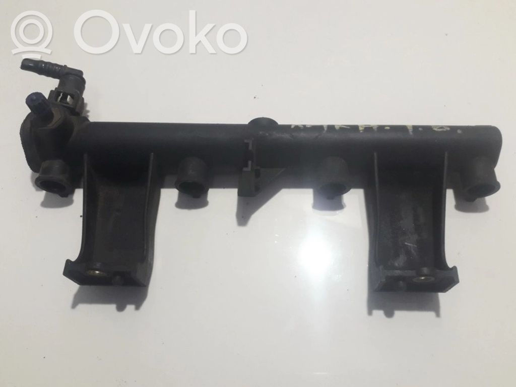 Peugeot 206 Tuyau de conduite principale de carburant