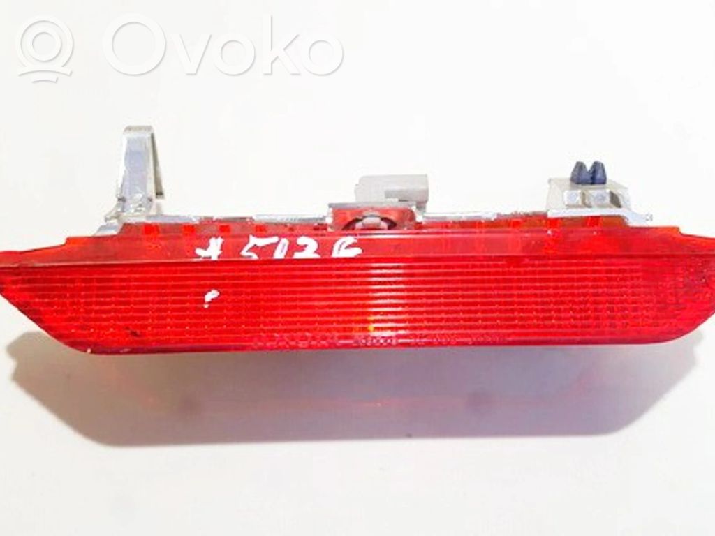 Kolmas/lisäjarruvalo   12V18W,52008,12V18W,52008
