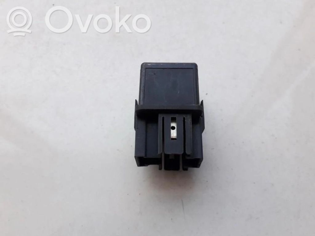 Otros relés   MB953381,V23124B52X240,MB953381,V23124B52X240