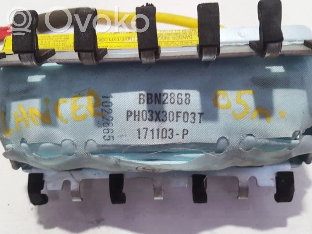 Mitsubishi Lancer Airbag pasager 