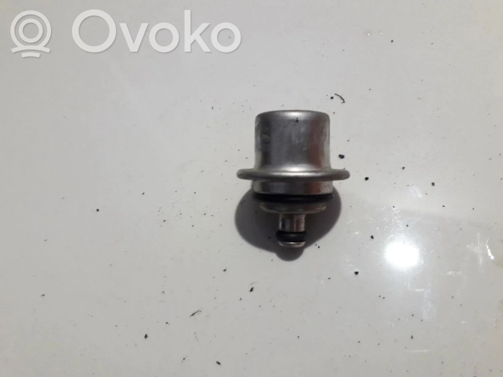 Renault Megane I Sensor de presión de combustible 