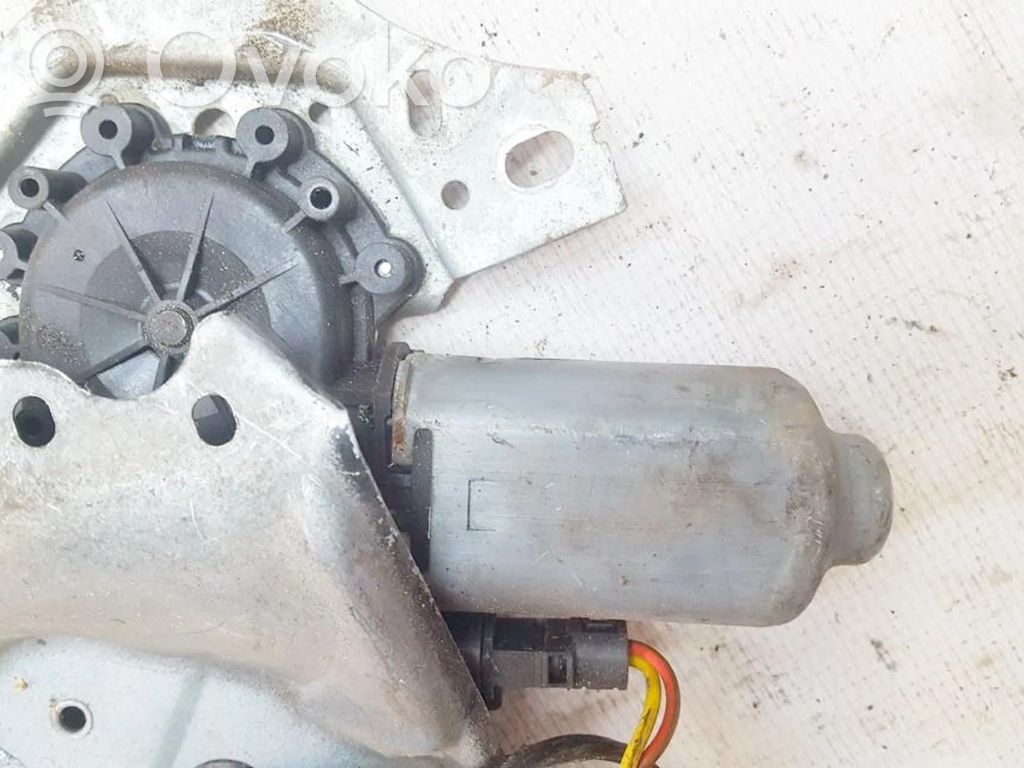 Renault Laguna I Motor del regulador de la ventanilla de la puerta delantera 