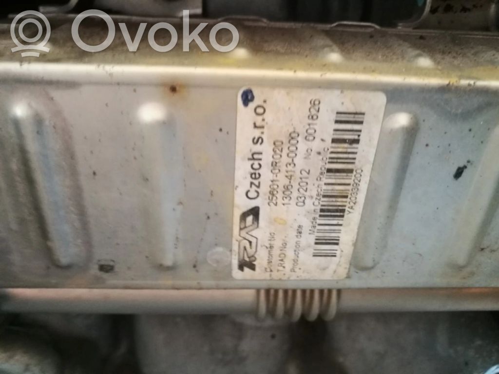 Toyota Avensis T270 Valvola di raffreddamento EGR