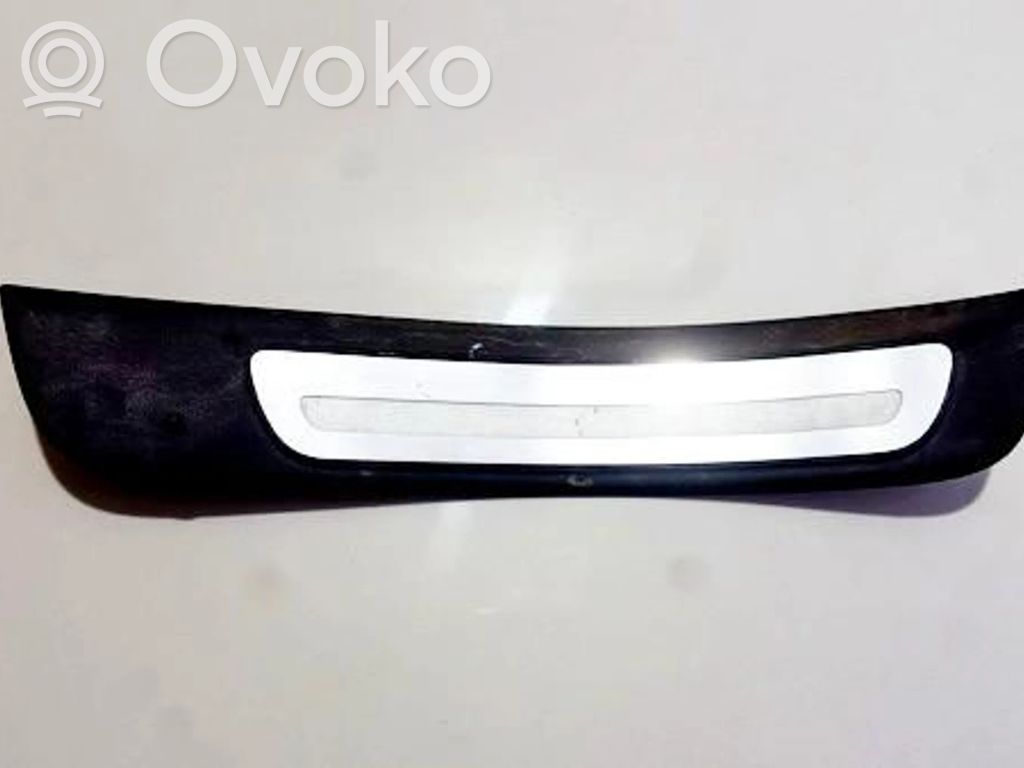 Audi A4 S4 B8 8K Listwa progowa tylna 