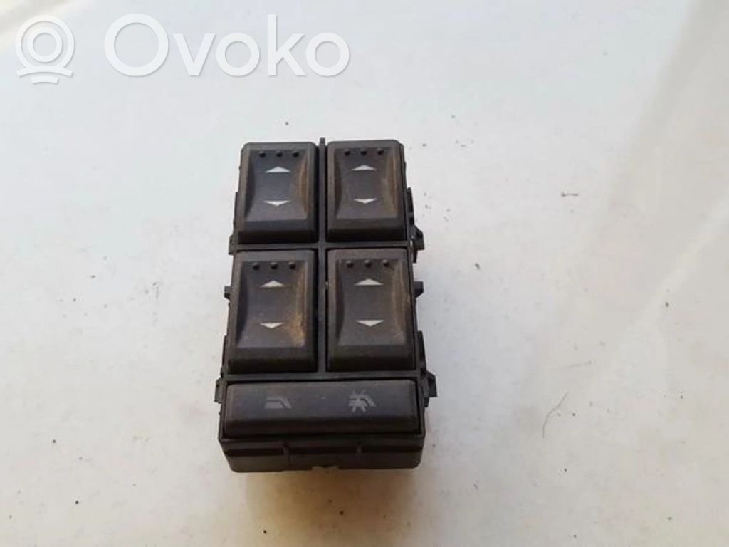 Ford Mondeo Mk III Interrupteur commade lève-vitre