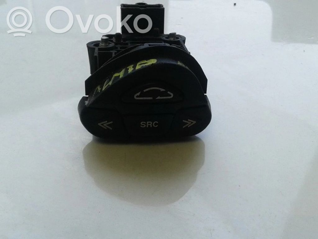Nissan Almera N16 Comutator/buton multifuncțional