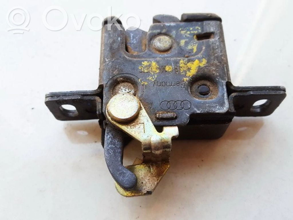 Audi 80 90 S2 B4 Blocco/chiusura/serratura del portellone posteriore/bagagliaio