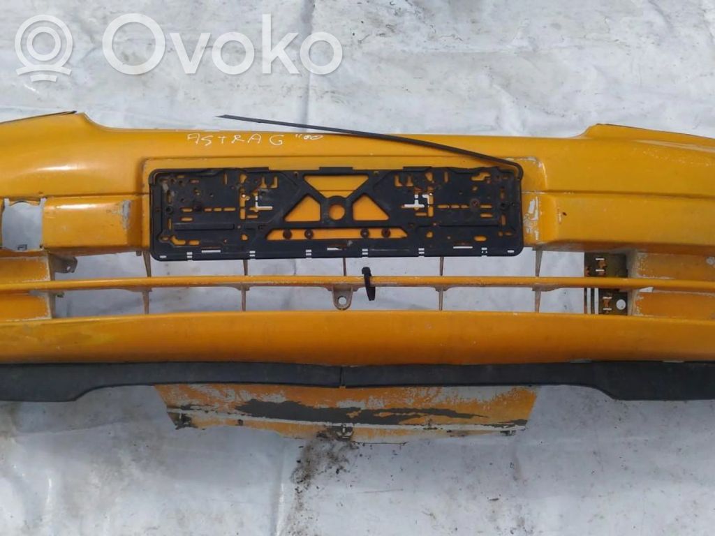 Opel Astra G Parachoques delantero 