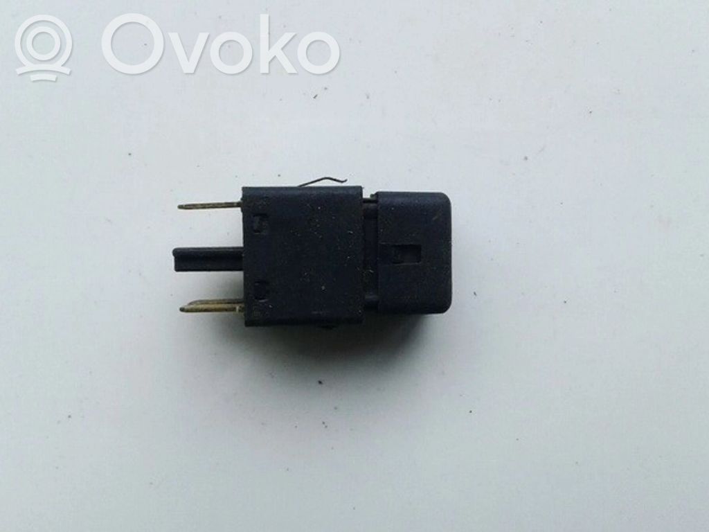Opel Astra F Interruttore fendinebbia 