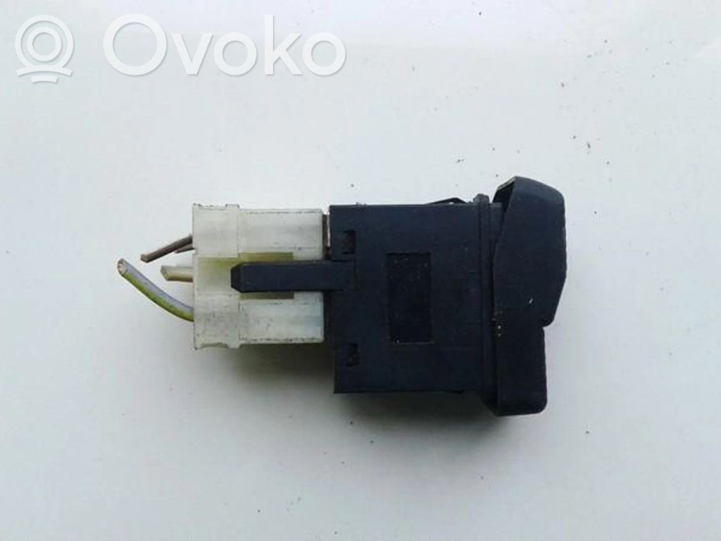 Volkswagen PASSAT B3 Interruttore fendinebbia