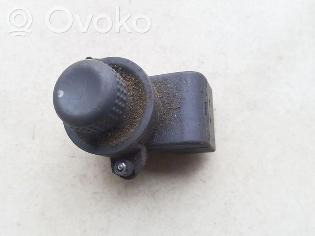 Sivupeilin kytkin   7700875674,7700875674