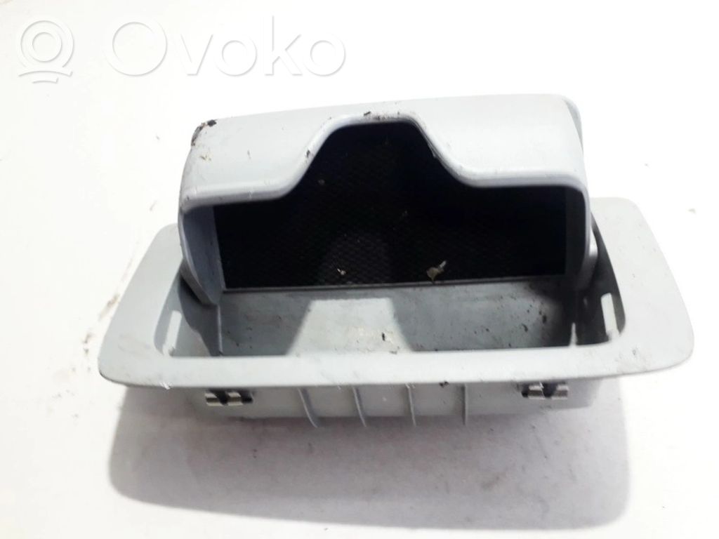 Mitsubishi Outlander Handschuhfach 