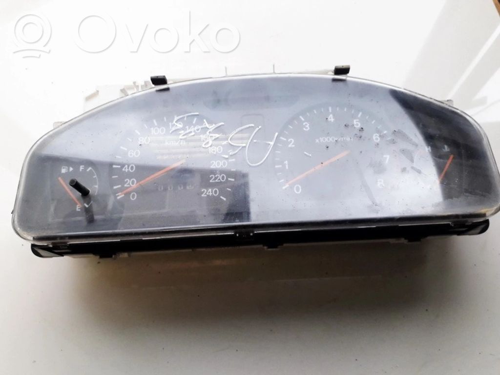 Mitsubishi Galant Speedometer (instrument cluster) 