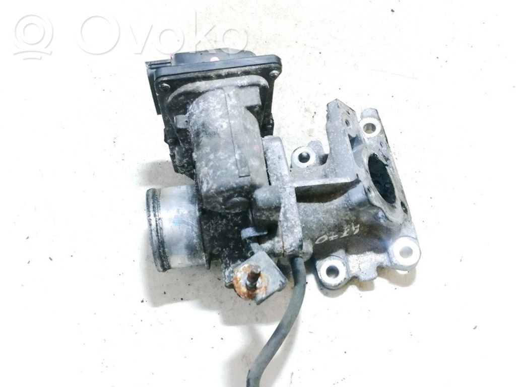 Toyota Yaris Zawór przepustnicy 