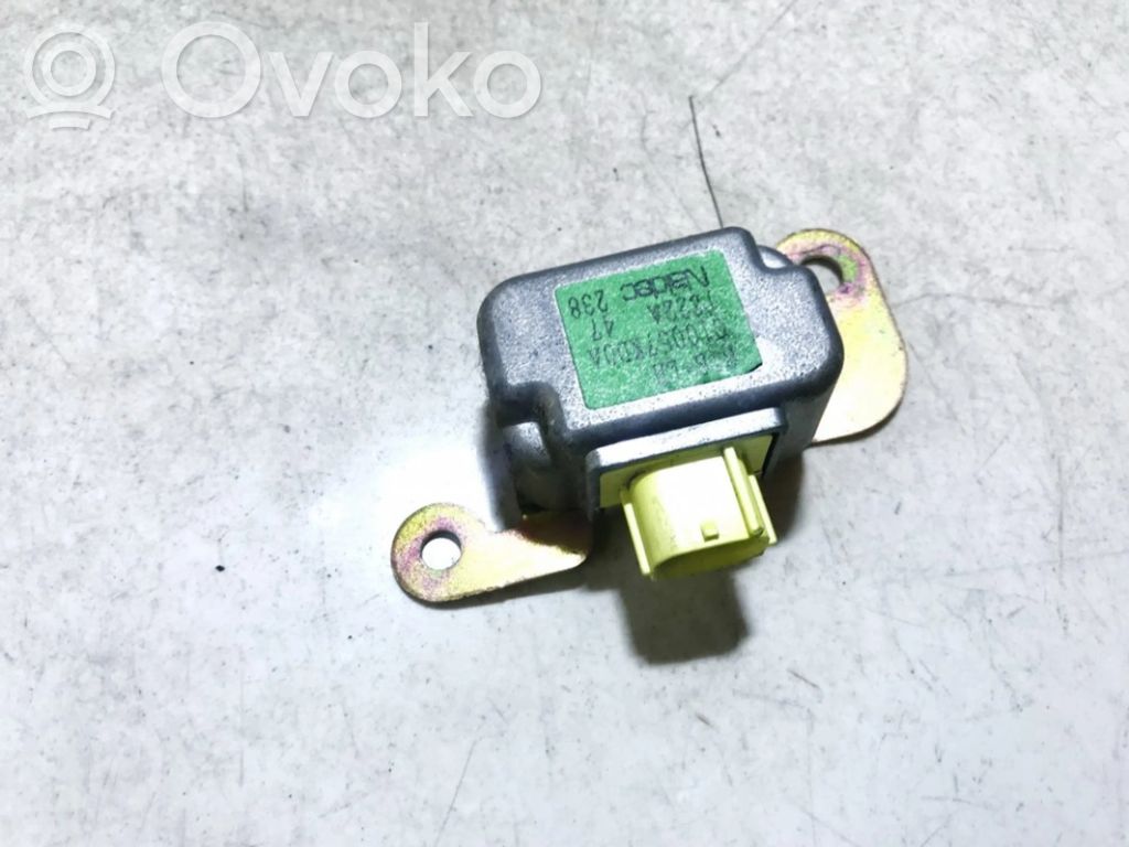 Czujnik uderzenia Airbag   C10057KD0A,1E22A47,1E22A47,C10057KD0A