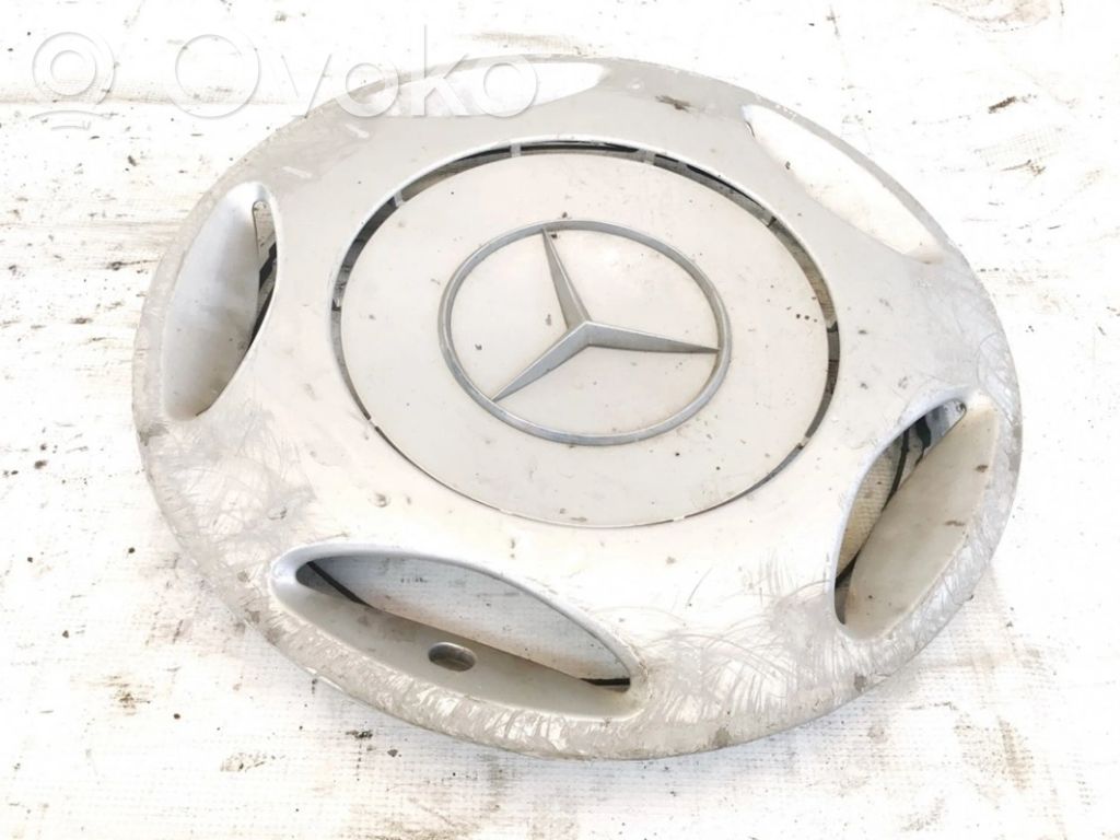 Mercedes-Benz C W202 Mozzo/copricerchi/borchia della ruota R15