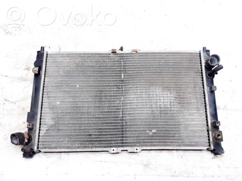 Nissan Almera N16 Radiatore di raffreddamento 
